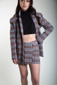 conjunto boyfriend gris