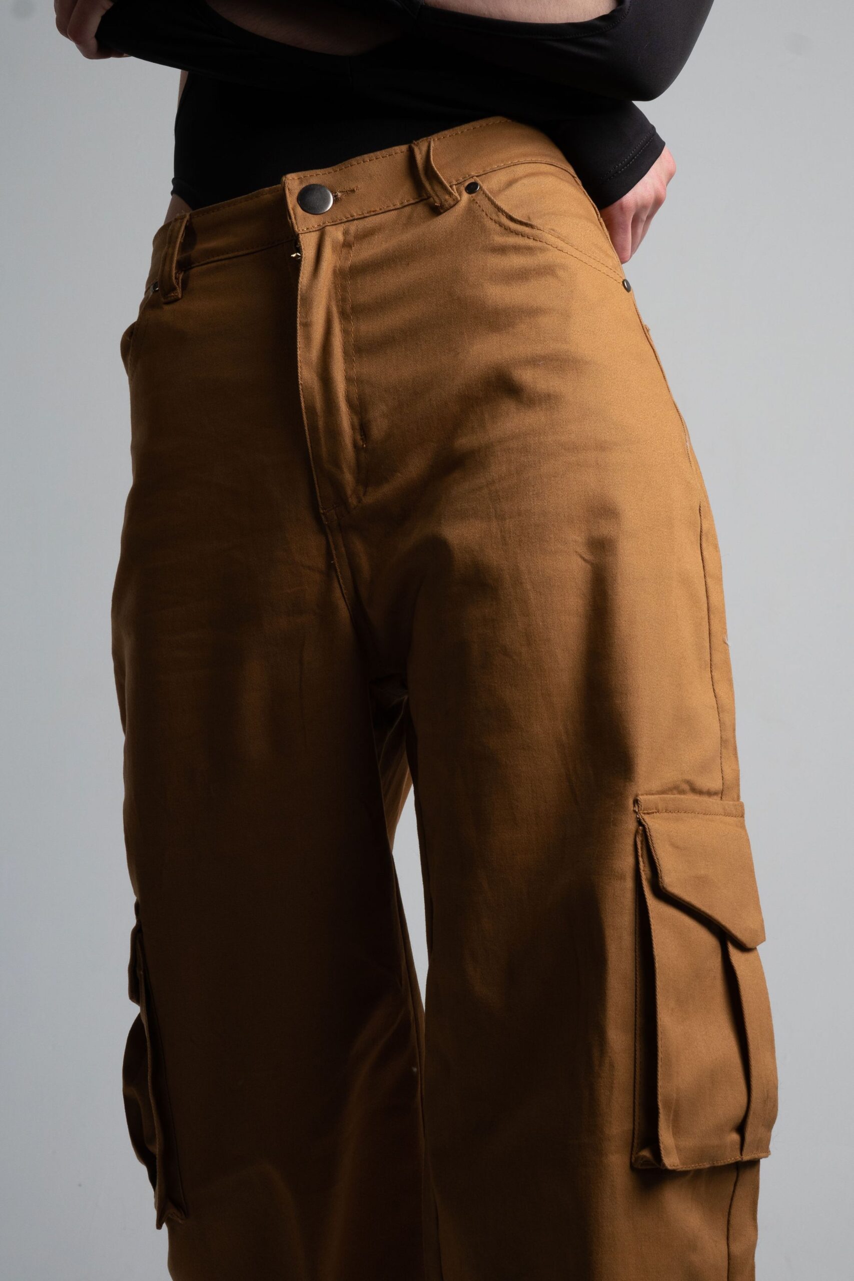 PANTALÓN CARGO CAMEL